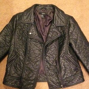 Forever 21 Junior's Black Faux Leather Jacket size Small